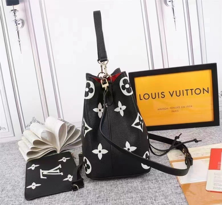 Louis Vuitton NeoNeo Bags 26cm Black