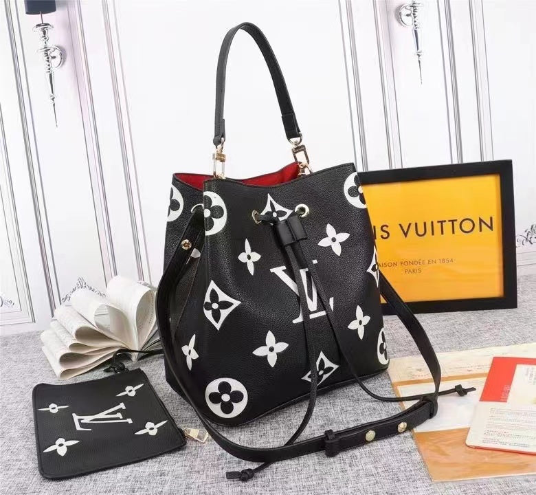 Louis Vuitton NeoNeo Bags 26cm Black