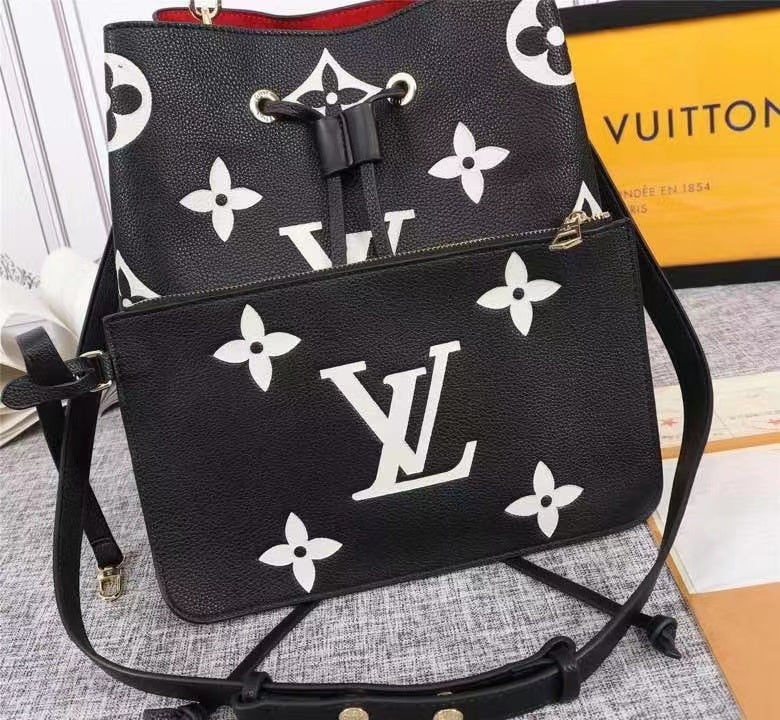 Louis Vuitton NeoNeo Bags 26cm Black
