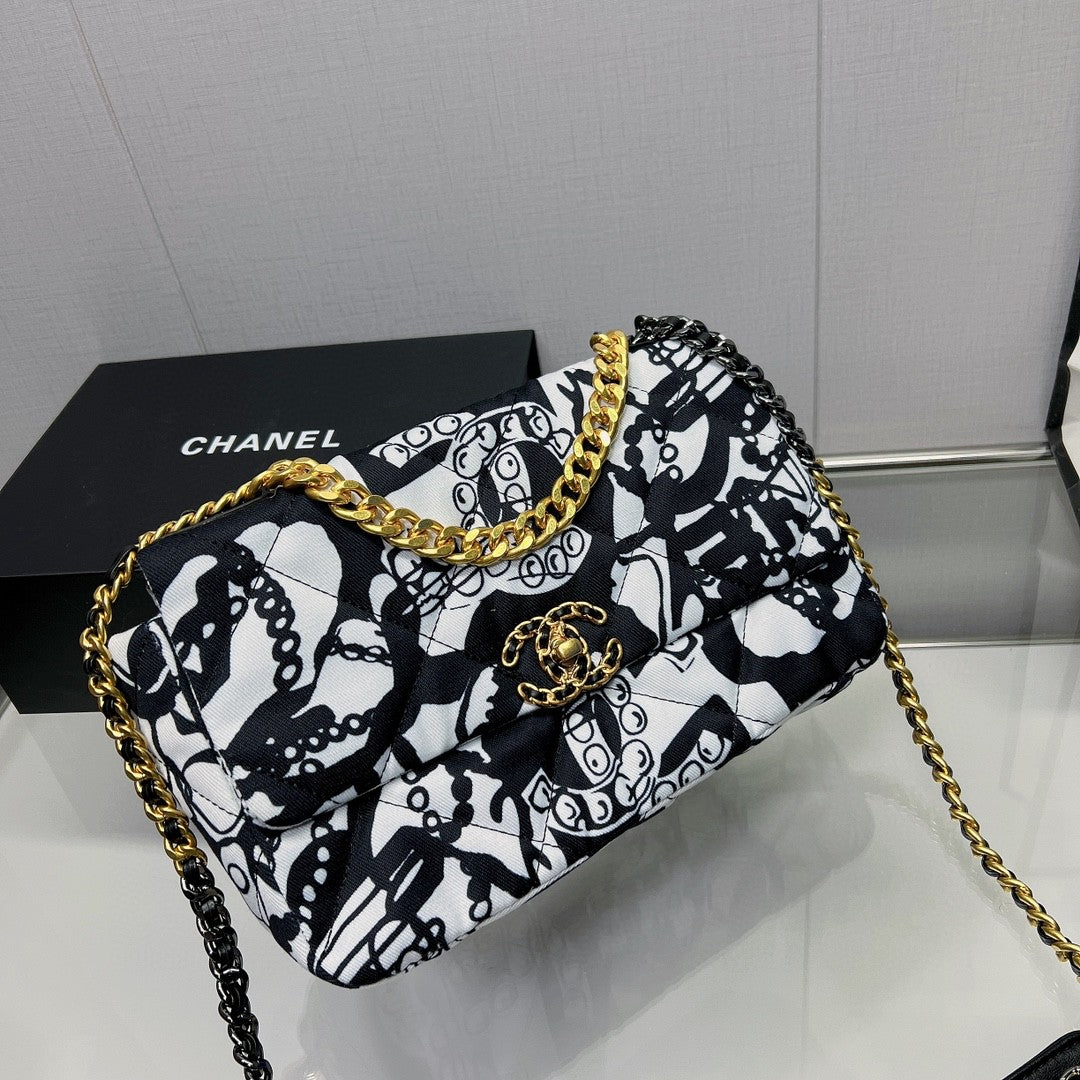 Chanel Flap Bag 30cm Black And White