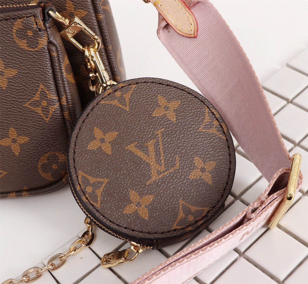 Louis Vuitton Multi Pochette Accessoires Monogram Canvas Fall/Winter Collection M44840, Rose Clair