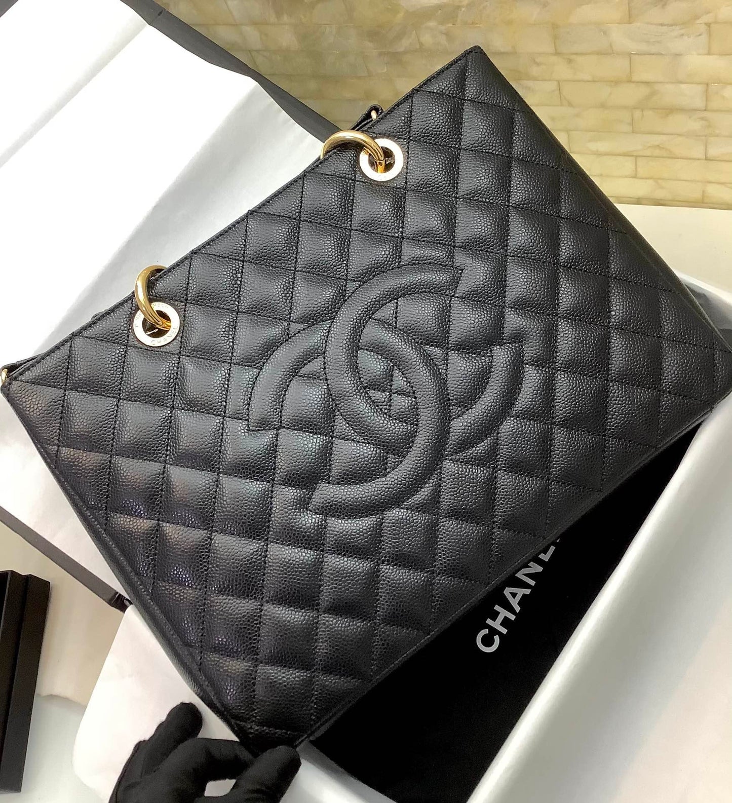 Chanel Classic Tote Bag Gold Hardware 34cm Black