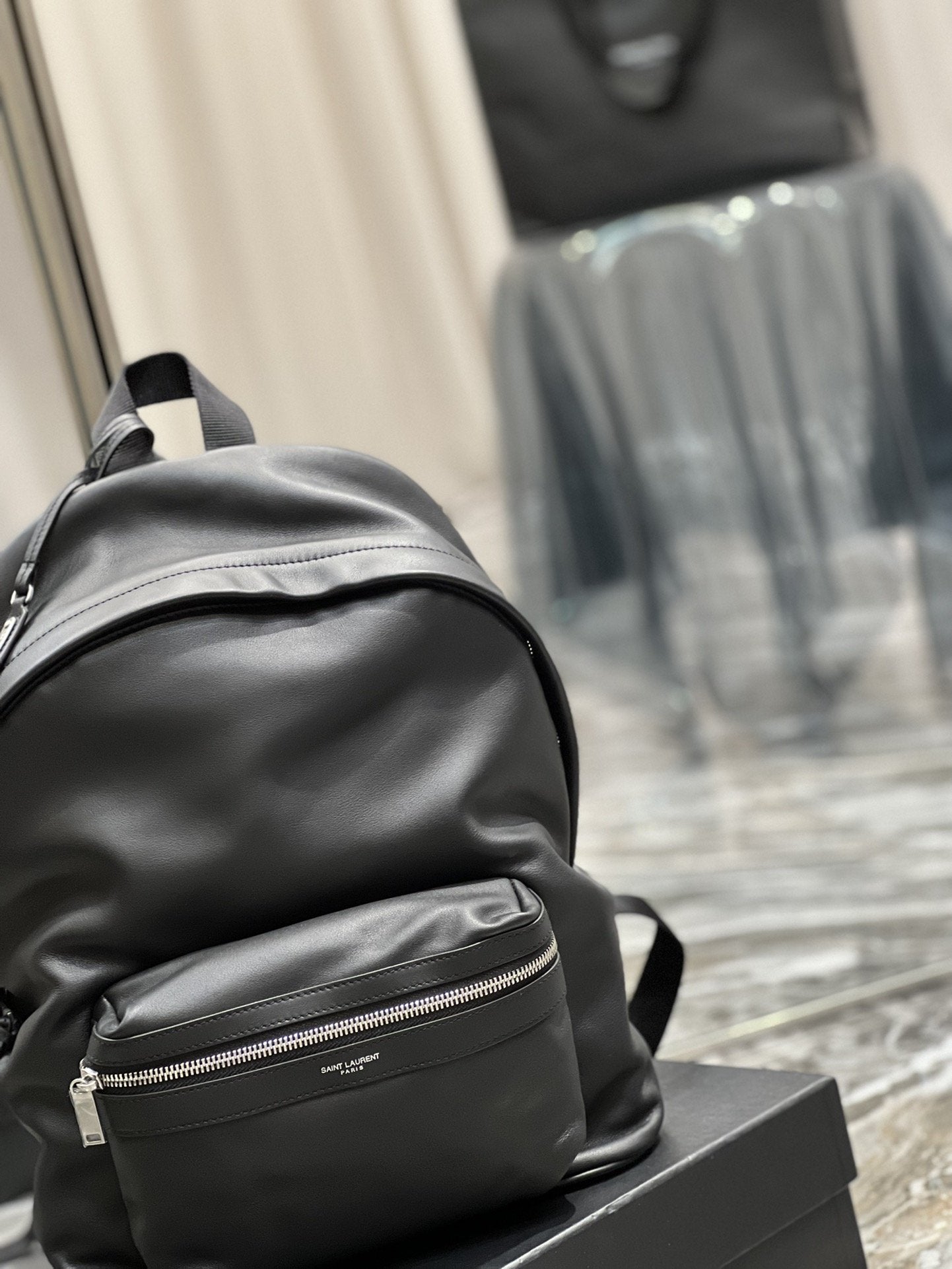 Saint Laurent City Backpack In Unisex 35cm Black
