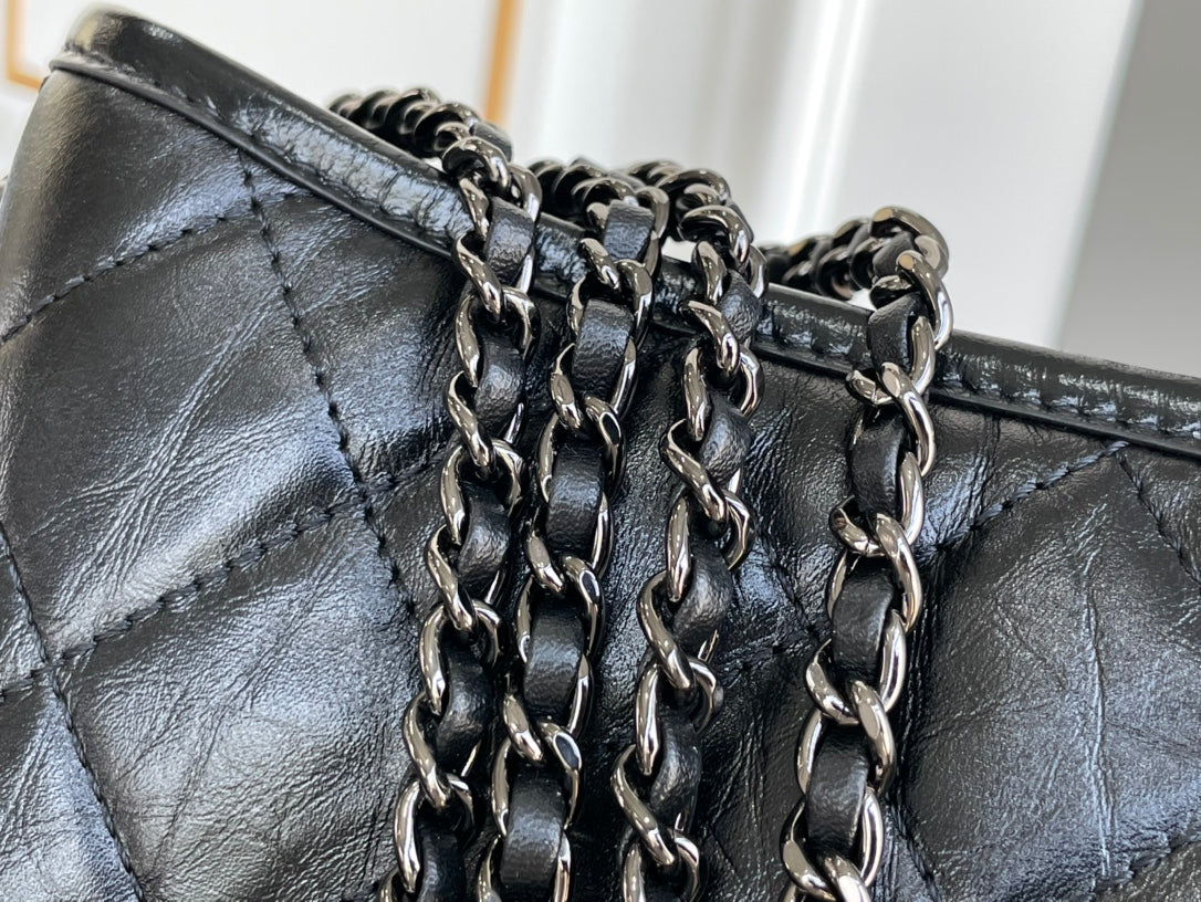 Chanel CO-CO Gabrielle Hobobag 20cm Black