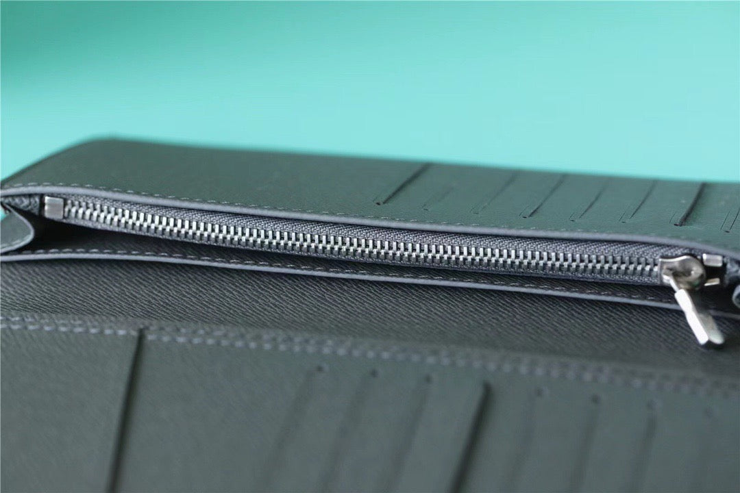 Louis Vuitton Brazza Wallet 19cm
