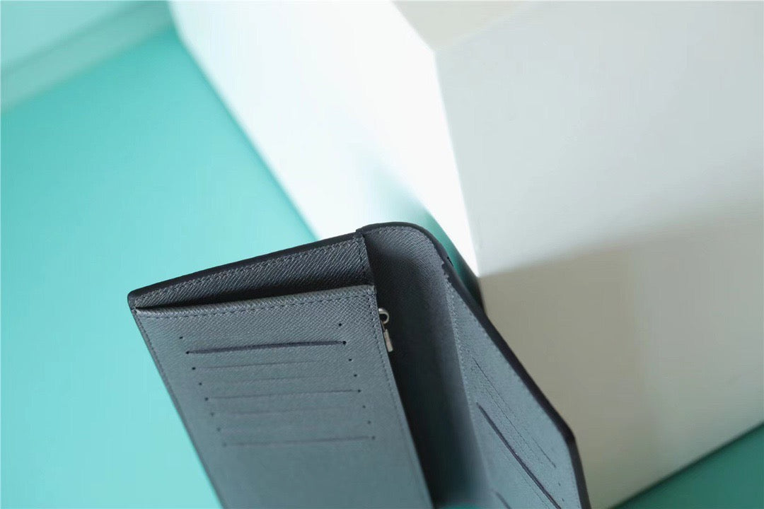 Louis Vuitton Brazza Wallet 19cm