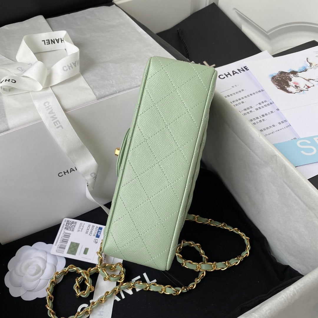 Chanel Mini Classic Flapbag 20cm