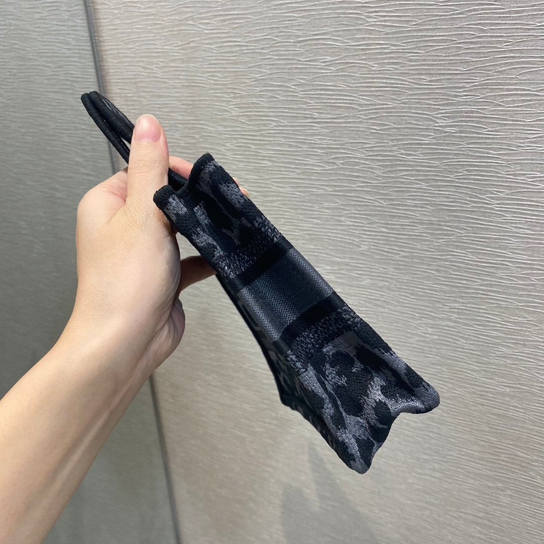 Christian Dior Mini Book Tote 23cm Leopard
