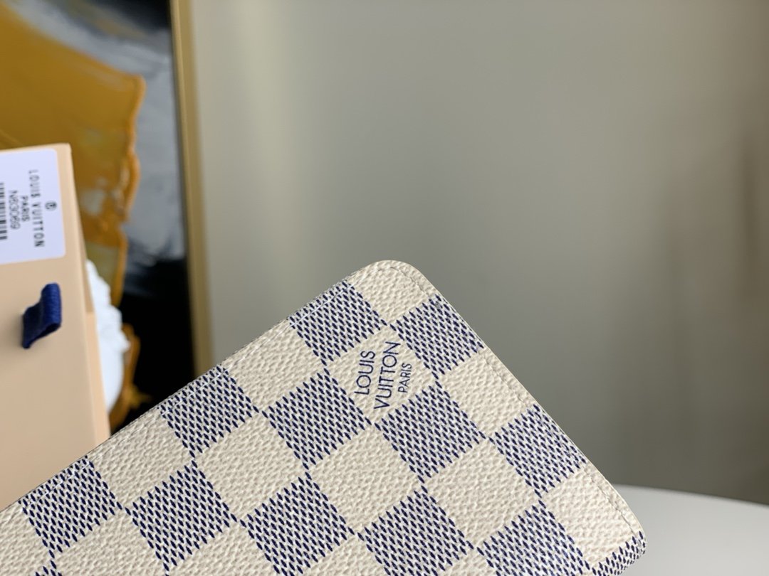 Louis Vuitton Daimer Wallet 11cm White