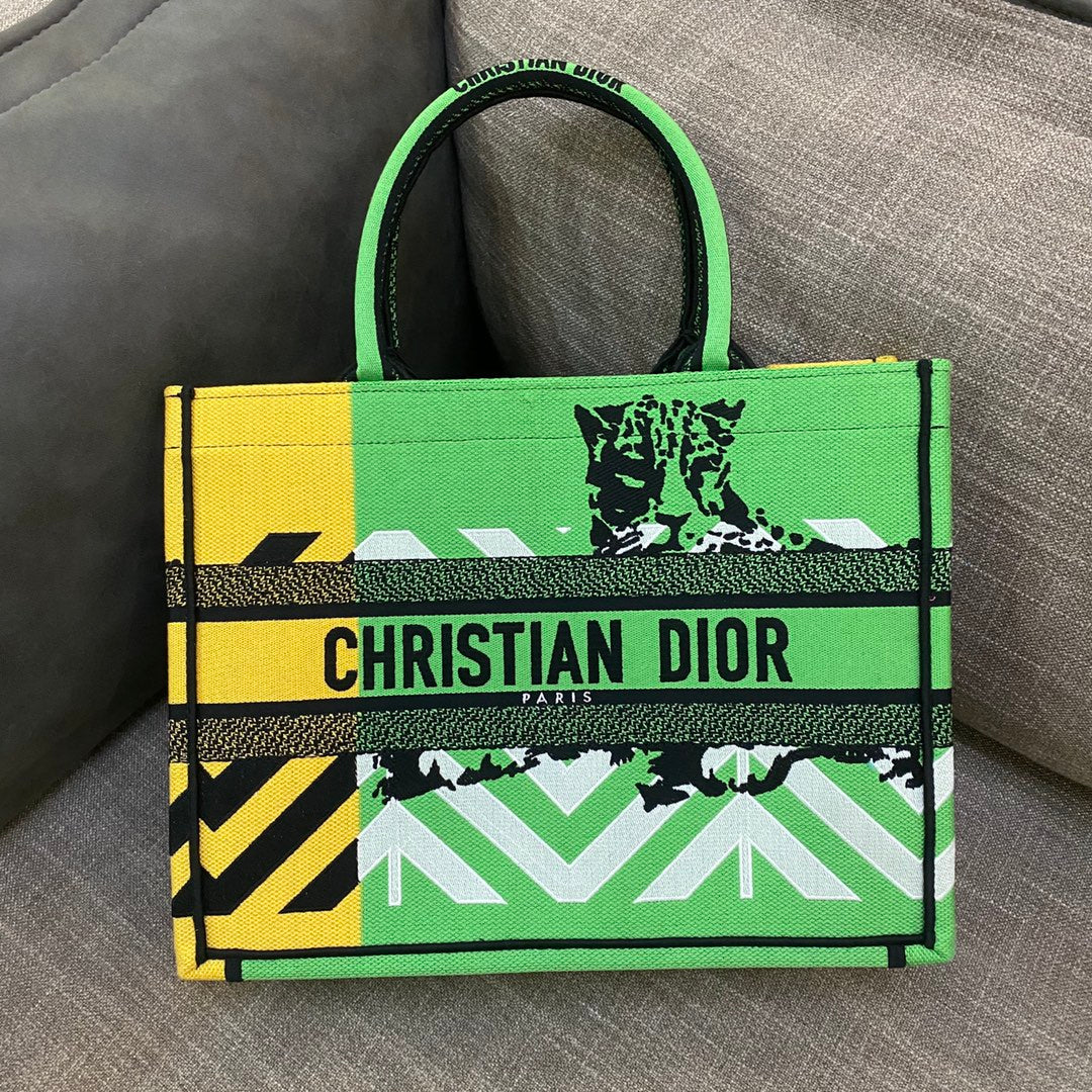 Christian Dior Medium Book Tote 36cm