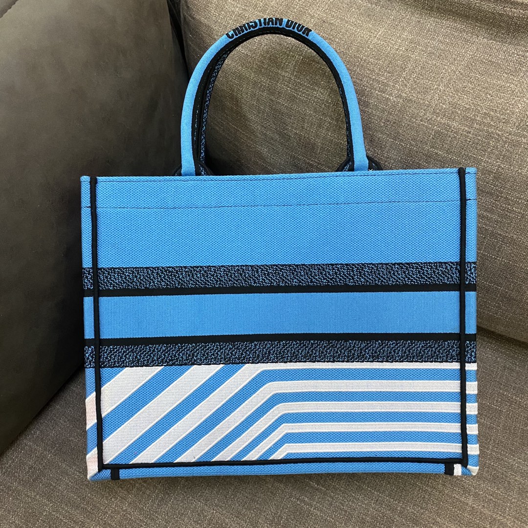 Christian Dior Medium Book Tote 36cm