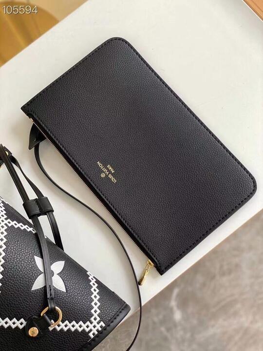 Louis Vuitton Neverfull MM M46040 31cm Black