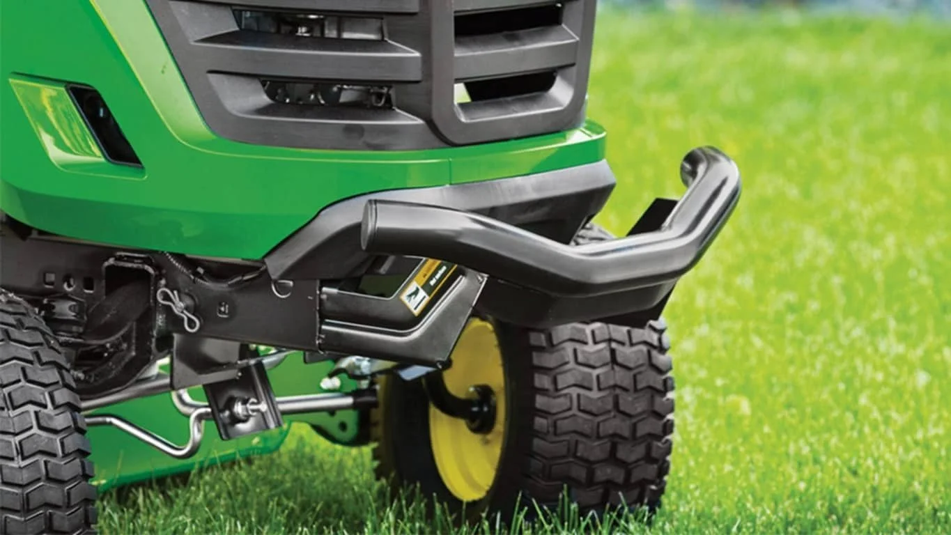 John Deere S130 42-Inch Riding Lawn Tractor – 22 HP V-Twin Engine & Hydrostatic Transmission - Image 4
