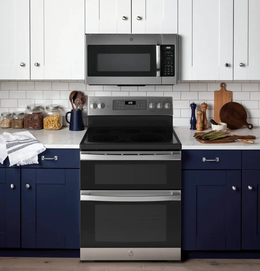 Whirlpool 6.7 Cu. Ft. Electric Double Oven Range – True Convection, Stainless Steel - Image 2