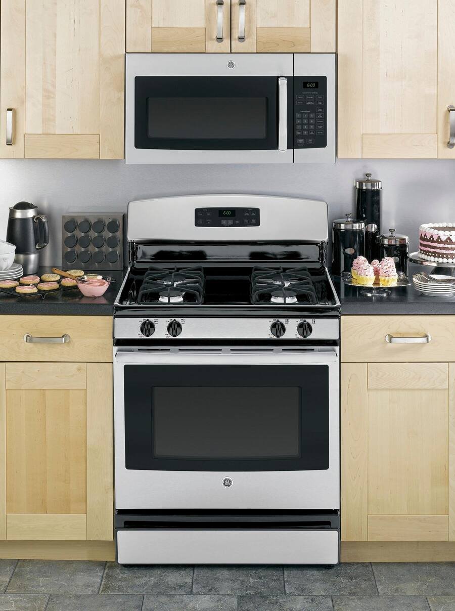 GE - 1.6 Cu. Ft. Over-the-Range Microwave with Convenience Cooking Controls - Stainless Steel