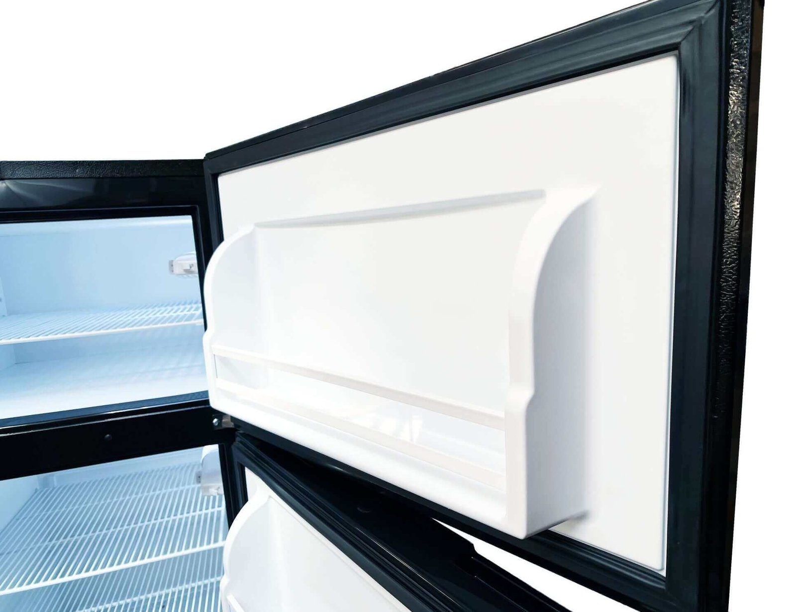 SunStar 16CU Solar/DC Refrigerator - White - Image 12
