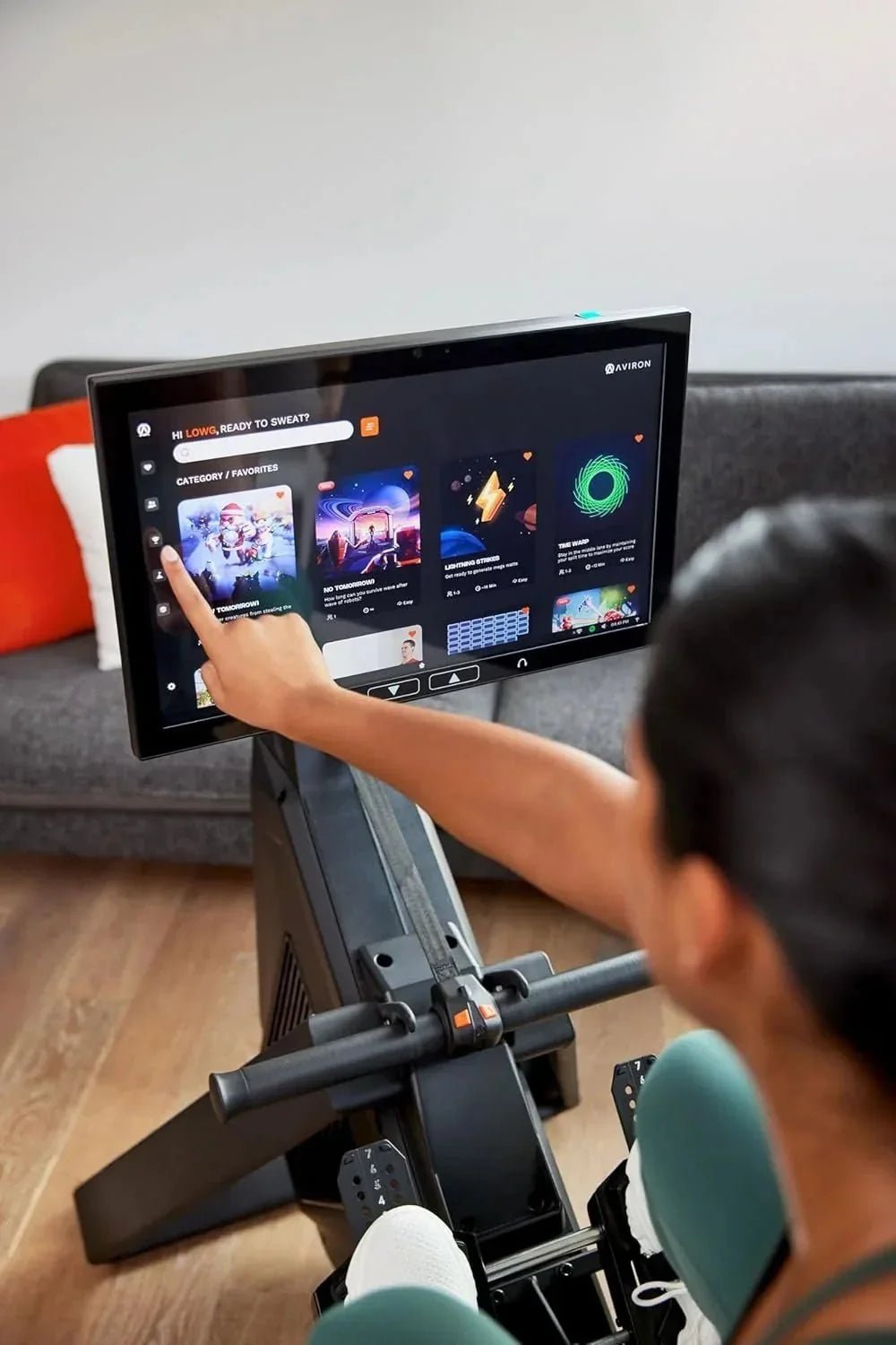 Aviron Strong Series Rower: 22? HD Touchscreen, Dual Air & Magnetic Resistances up to 100 lbs. Game-Based Workouts, Streaming, Compact Designs - Image 3
