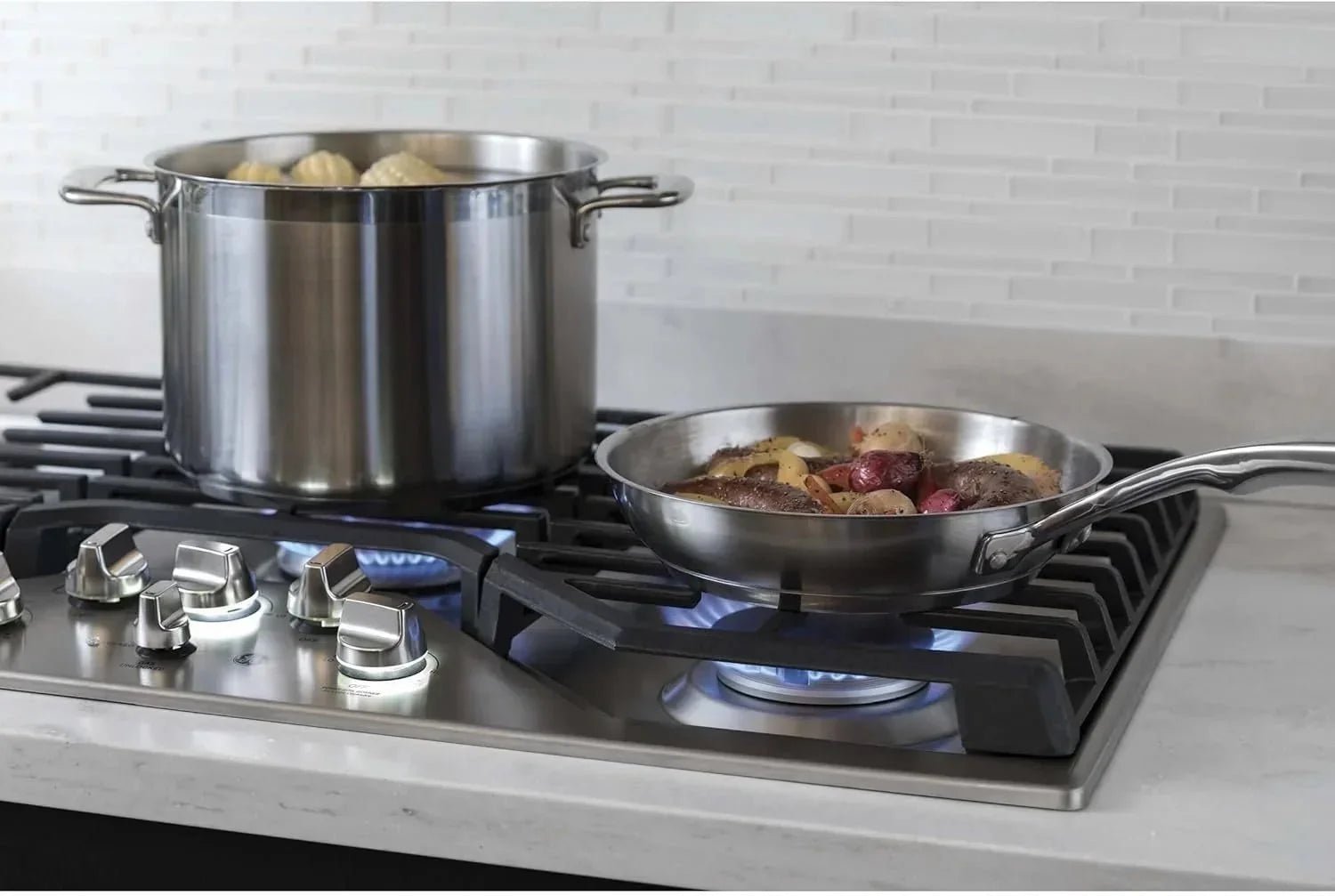 GE Profile PGP7030SLSS 30? Built-in Gas Cooktops - Image 5