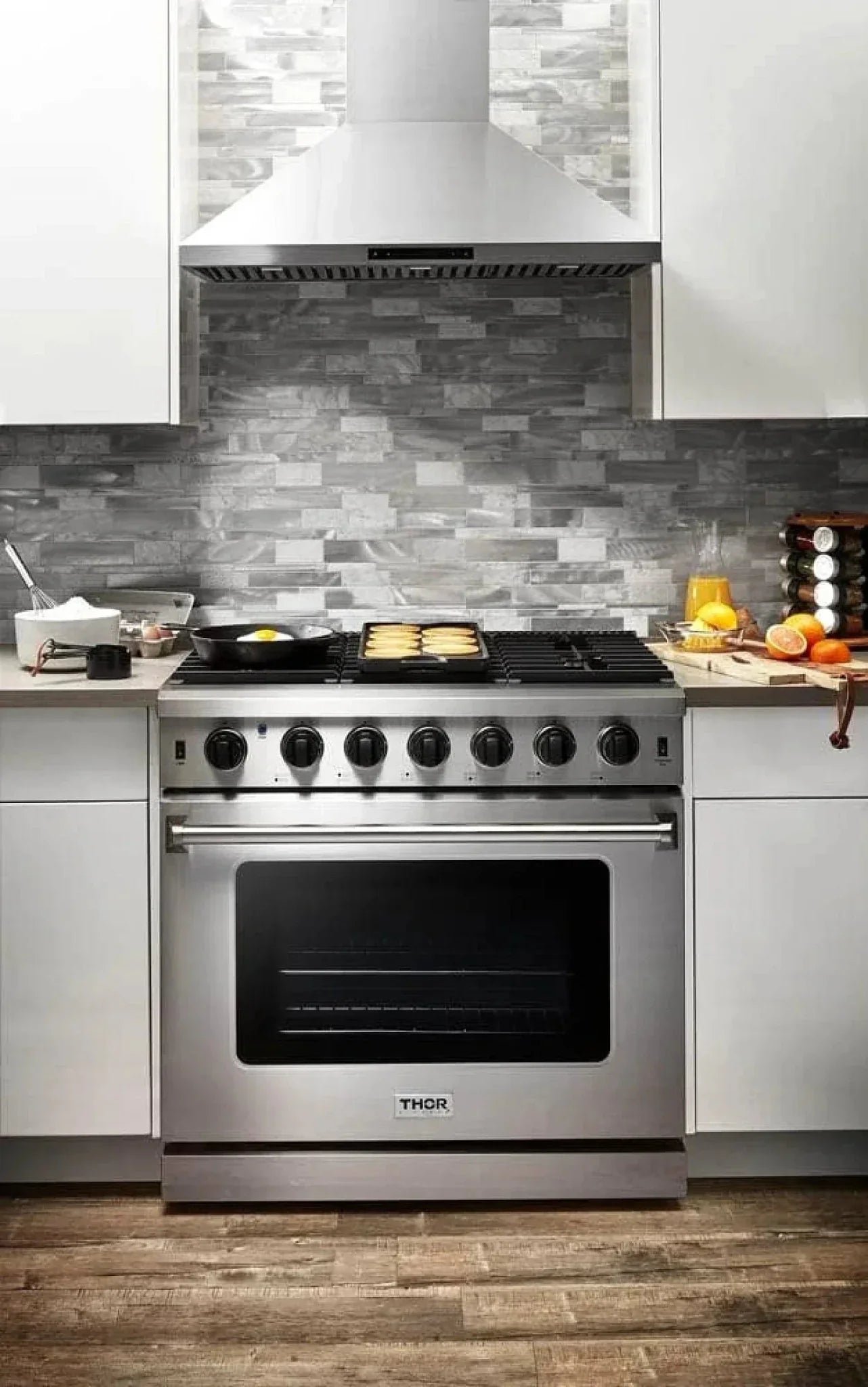 Thor Kitchen LRG3601U 36-Inch Professional Freestanding Gas Range with Convection Oven, Stainless Steel - Image 9