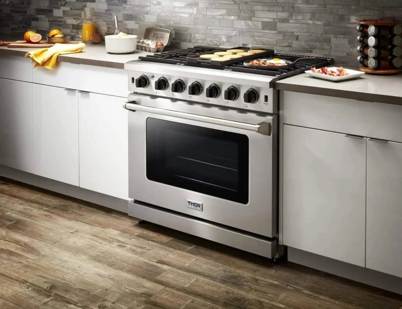 Thor Kitchen LRG3601U 36-Inch Professional Freestanding Gas Range with Convection Oven, Stainless Steel - Image 8